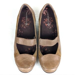 Merrell Women's size 7.5 Orchid Tan Leather Mary Jane Comfort Shoe